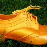Ebony Bones dzeltenā kurpe