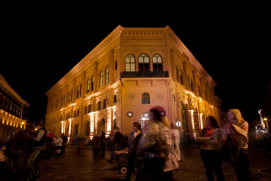 LNMM Rīgas Biržas ēka starptautiskās akcijas Muzeju nakts laikā. Foto: LNMM